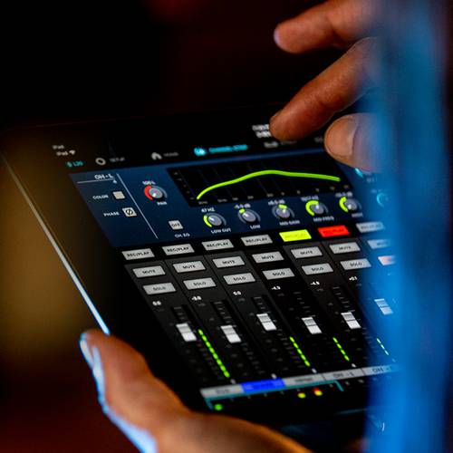 Zoom LiveTrak L-20 20-Kanal Dijital Mikser | doremusic